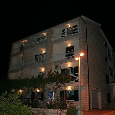 In With Sea View, Balcony, Air Conditioning, Wifi 4167-7 * Duće