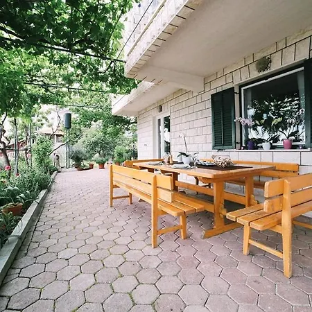 Apartment In With Sea View, Balcony, Air Conditioning, Wifi 4167-7 Duce