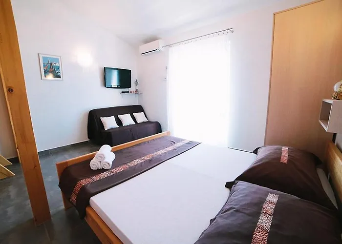 Lägenhet In With Sea View, Balcony, Air Conditioning, Wifi 4167-7 *